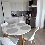 Ikon Apartment *